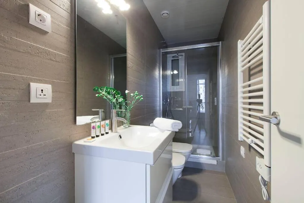 Beautiful 4Bd 4Ba Apartment In Eixample District Barcelona